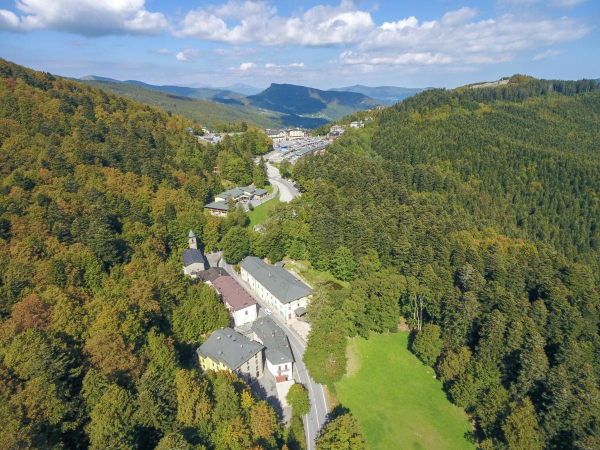Abetone E Piramidi Resort Exterior photo